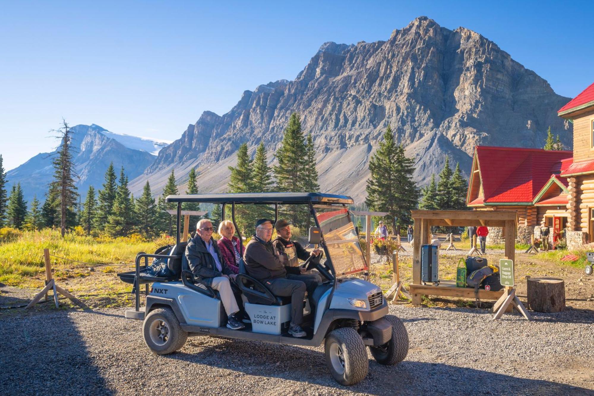 The Lodge At Bow Lake Lake Louise Bagian luar foto