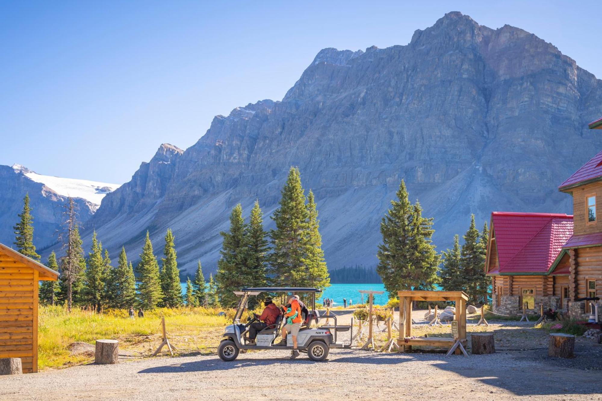 The Lodge At Bow Lake Lake Louise Bagian luar foto